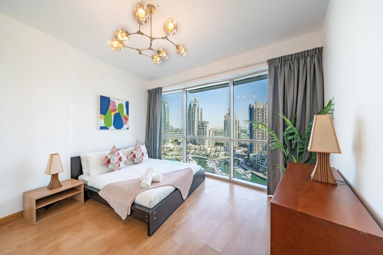 Lovely Marina 1br W/ Marina Views And Walk To Dubai