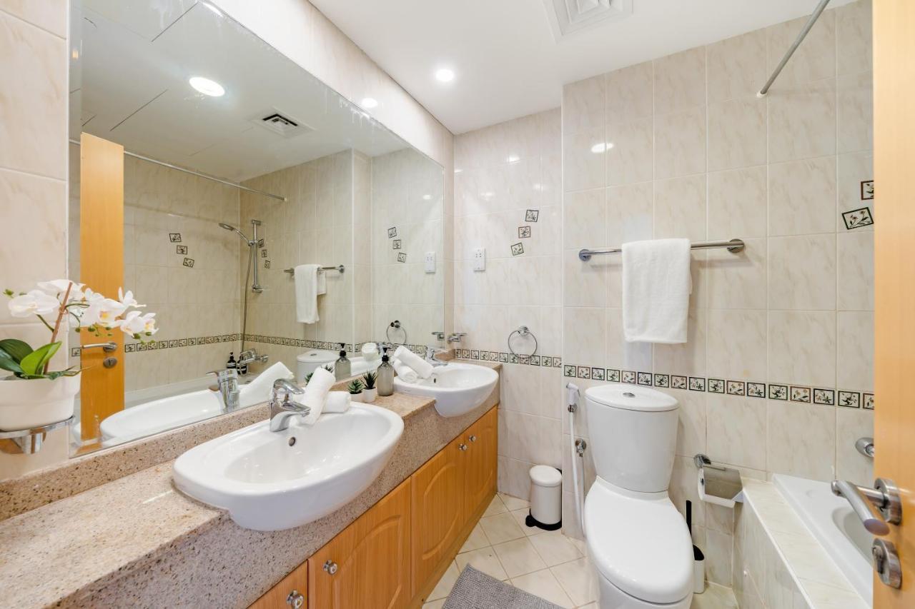 Lovely Marina 1br W/ Marina Views And Walk To * Dubai