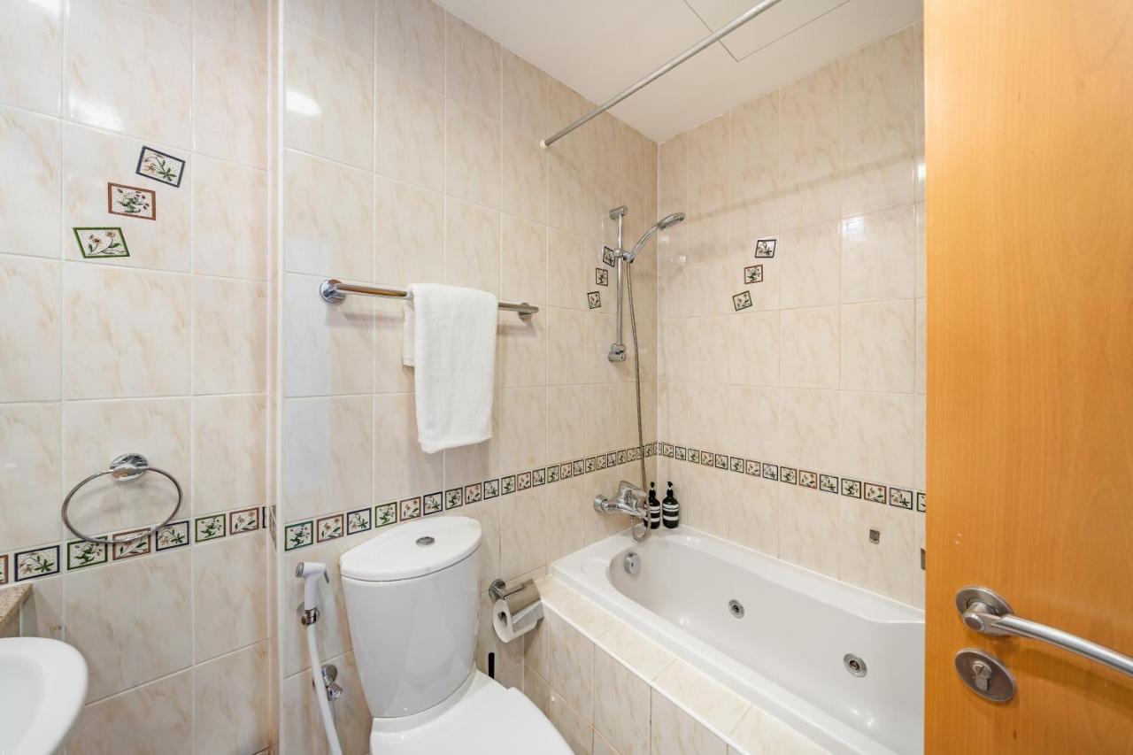 Lovely Marina 1br W/ Marina Views And Walk To Apartment