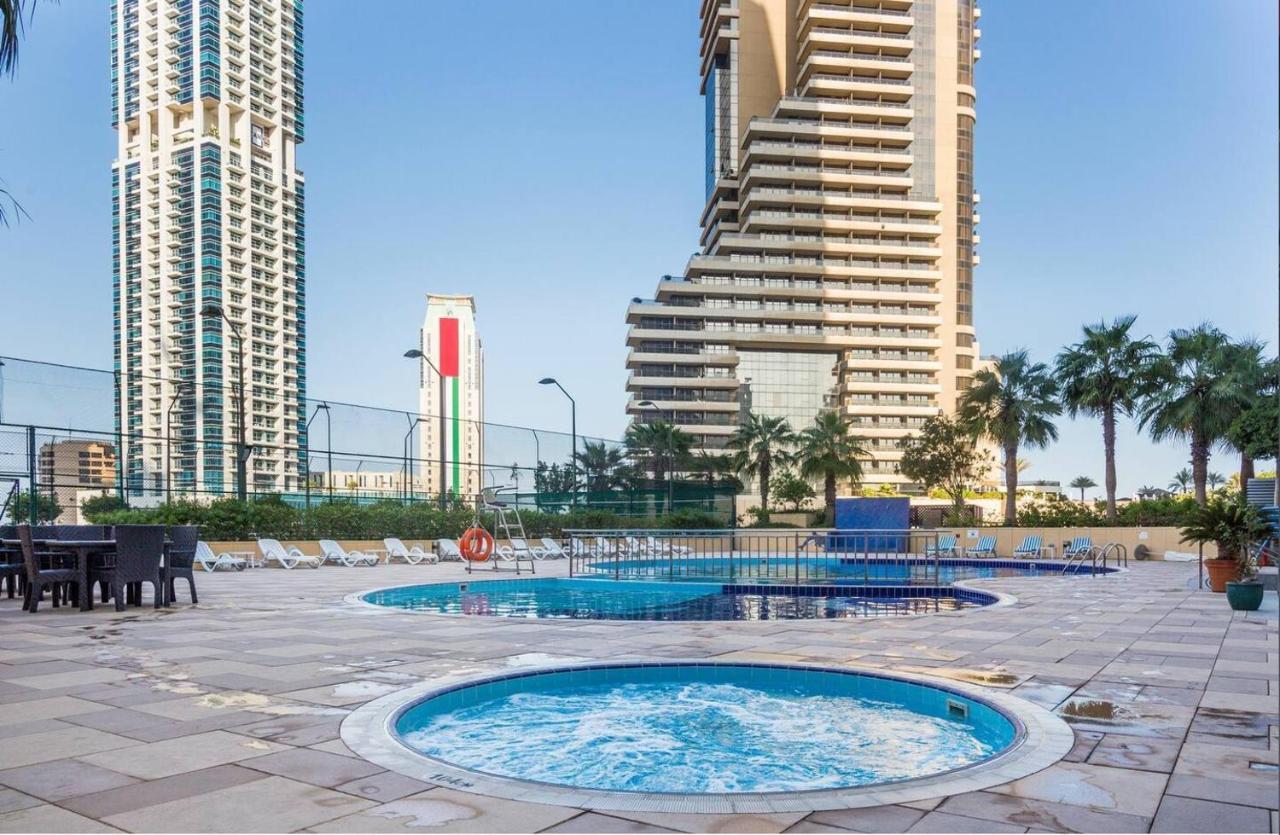 Lovely Marina 1br W/ Marina Views And Walk To Dubai